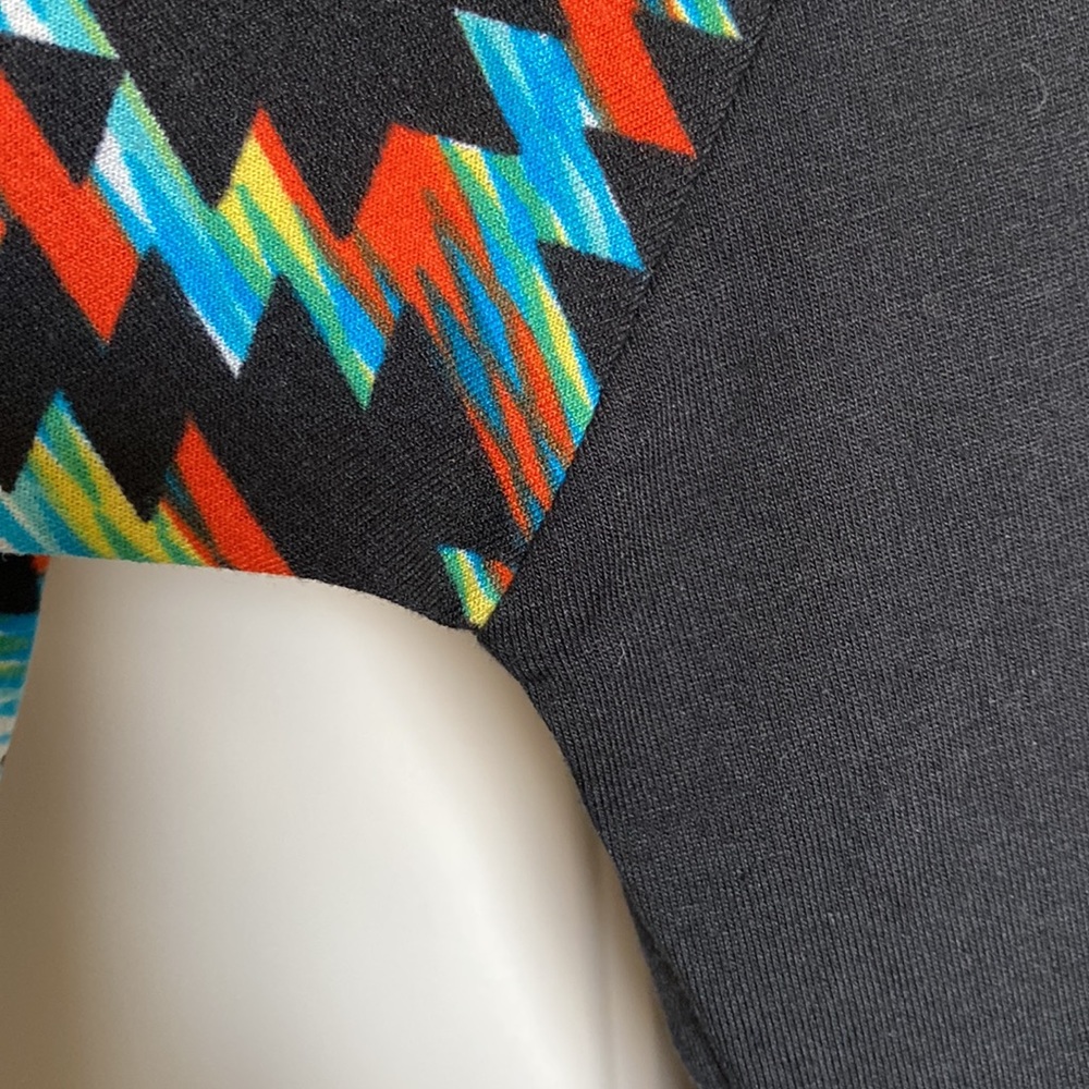 3/4 length Top, Colorful Aztec Print - Picture 3 of 5